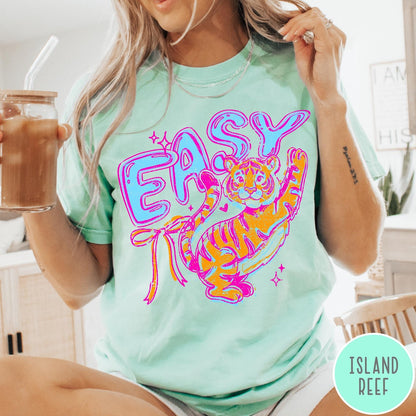 Comfort Colors tee in Island Reef featuring retro style graphic of a tiger with blue and orange colors