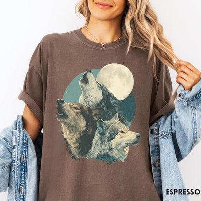 Comfort Colors tee in Espresso featuring vintage style graphic of three howling wolves under a full moon