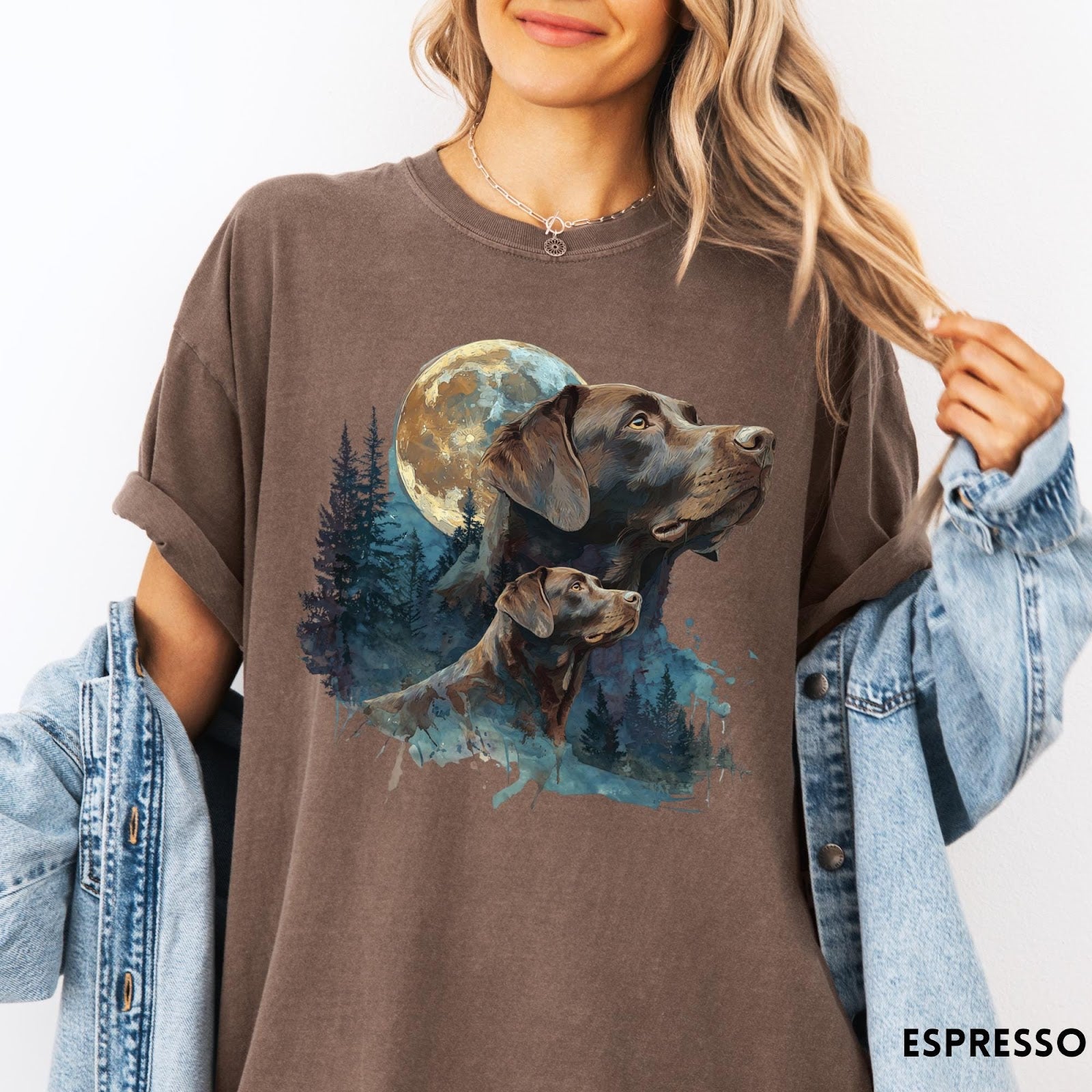 Comfort Colors tee in Espresso featuring vintage style graphic of two Chocolate Labradors under a full moon